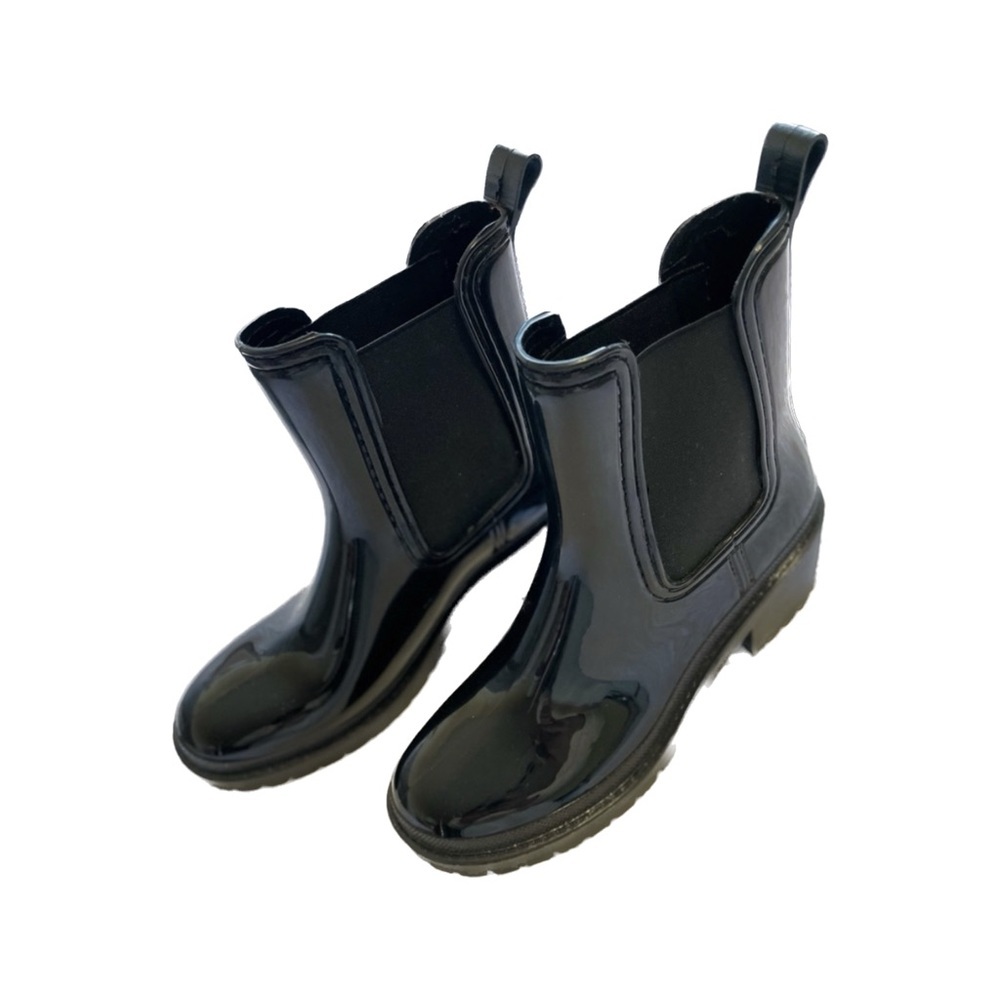 Women’s black rain boots pre-owned
